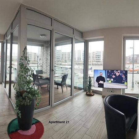 Ferienwohnung Neuer Hafen Marina Μπρέμερχαφεν Εξωτερικό φωτογραφία